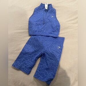 Gymshark adapt animal set size M top size S bottoms